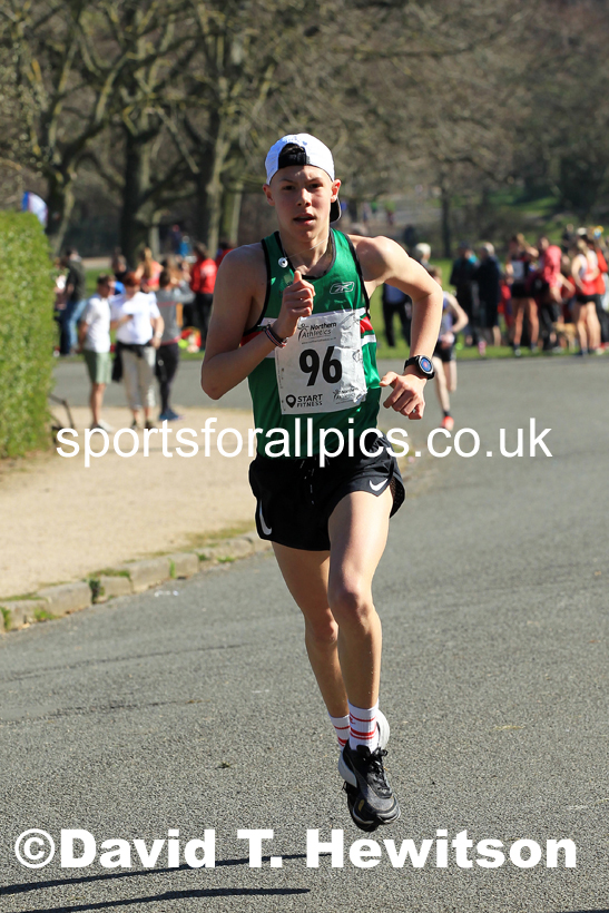 Boys Under-15s 5k, 2022 Northern 12 and 6 Stage Road Relays,  Birkenhead Park, Birkenhead, Wirral.  Photo: David T. Hewitson/Sports for All Pics